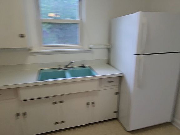 4th image of 726 Chenango St APT 1S