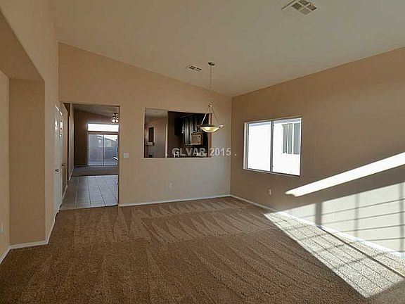 5th image of 4437 White Gate Ln