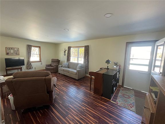 5th image of 518 8th Avenue