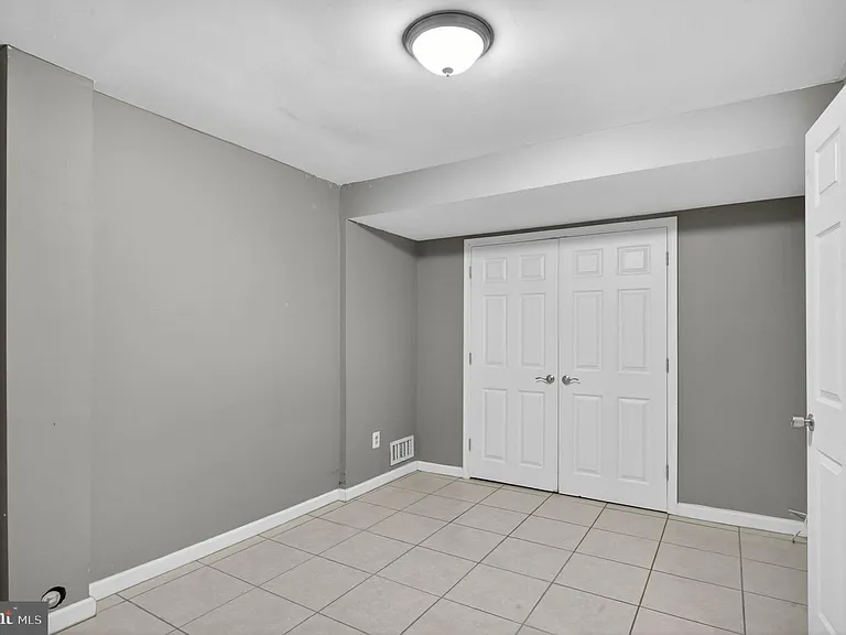 16611 Geddy Ct — Photo 24