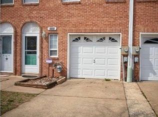 9986 Crestmont Ave, Philadelphia, PA 19114