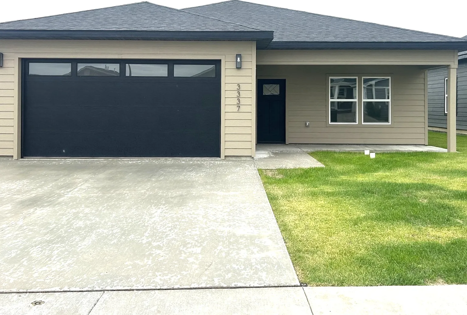 3 bed, 1508 sqft, $2,500 — Photo 1