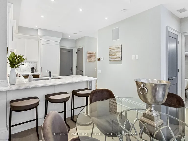 181 Davenport Rd #205 — Photo 5