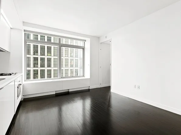 123 Washington St APT 51H, New York, NY 10006