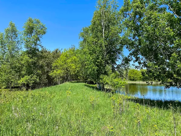 16835 Skanee Rd, Lanse, MI 49946