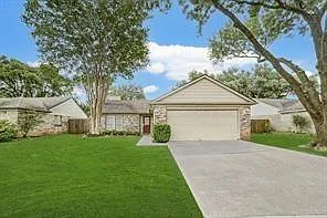 2 bed, 2.0 bath, 1111 sqft, $1,950 — Photo 1