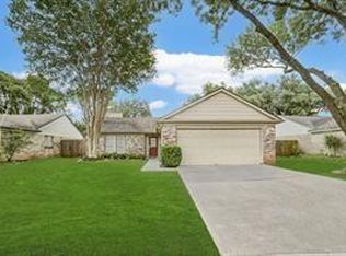 2615 Lively Ln, Sugar Land, TX 77479