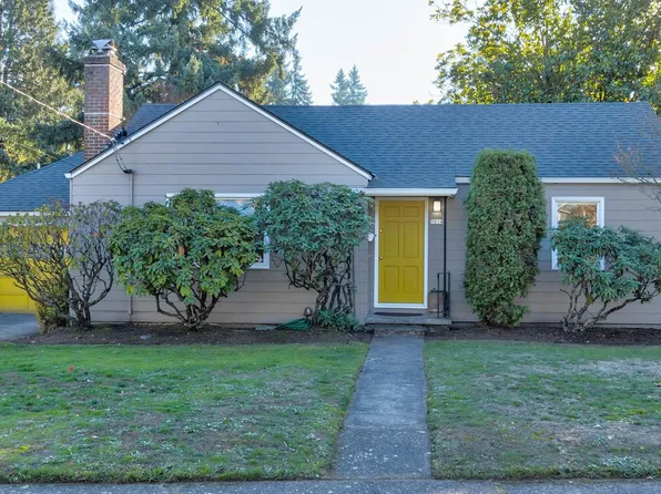 9014 NE Schuyler St, Portland, OR 97220