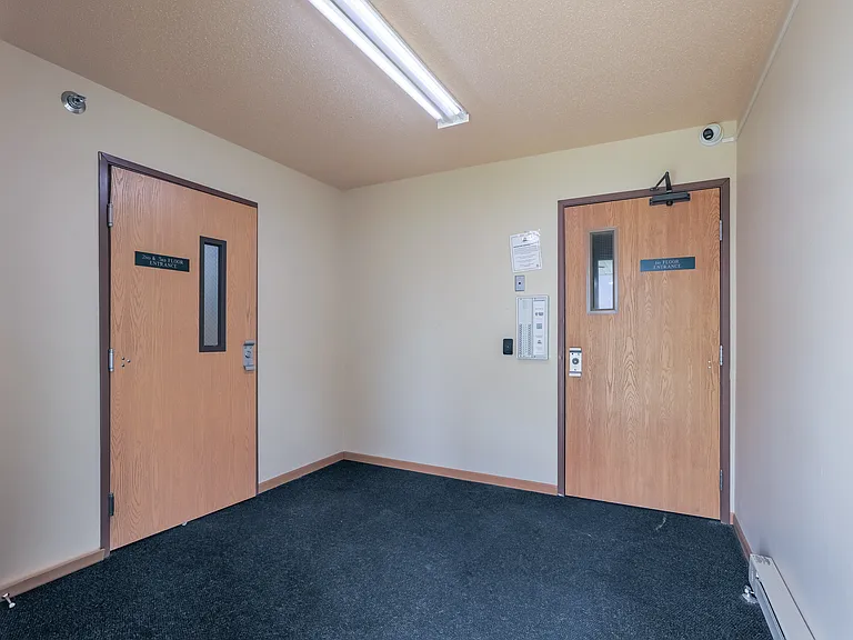 Osgood Townsite Apartment Homes — Photo 17