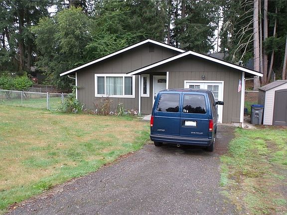 3rd image of 11622 Elder Ave SW