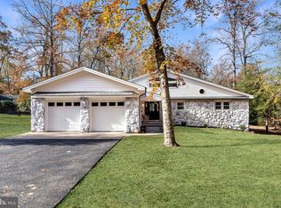 17 W Delaware Trl, Medford, NJ 08055