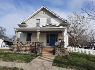122 S 2nd St, Sabetha, KS 66534