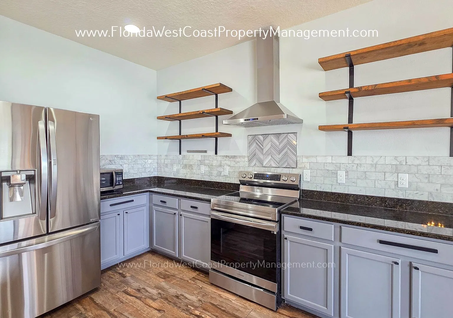 Spacious 3-Bedroom 2-Bath Home With Lake Views In Copperstone Parrish, Fl — Photo 3