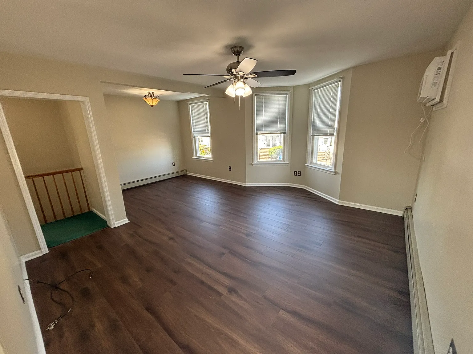 2 bed, 1.5 bath, $2,000 — Photo 3