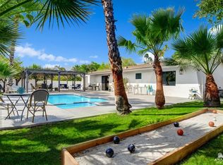 664 S El Cielo Rd, Palm Springs, CA 92264
