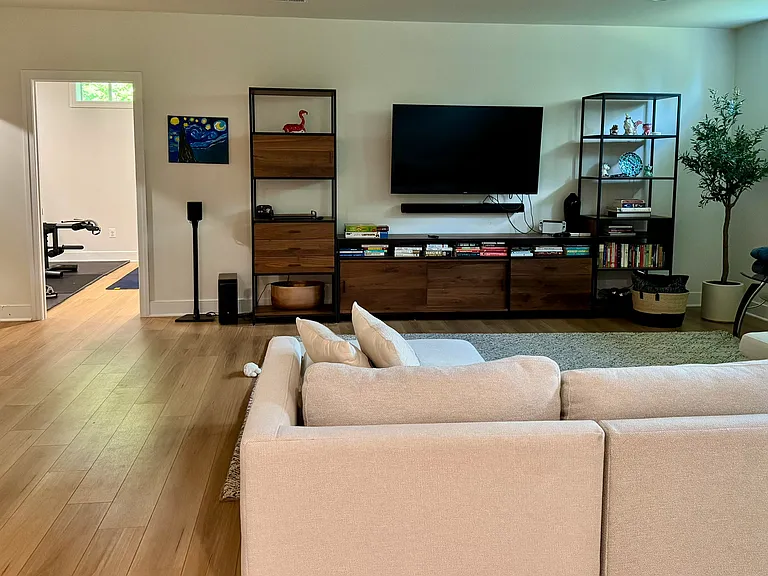 9501 Wildoak Dr — Photo 4