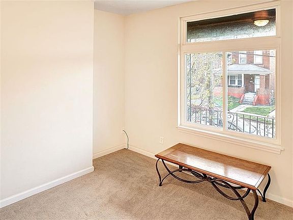 5th image of 432 Gilmore Ave