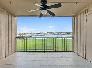 15575 Marina Dr UNIT 215C, Montgomery, TX 77356