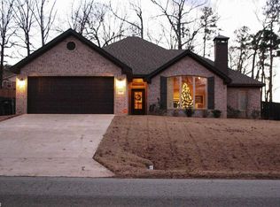 2401 Hickory Dr, Bryant, AR 72019