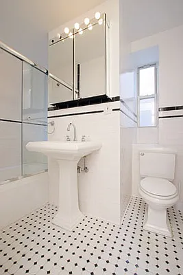 Rented by City Connections Realty | media 20