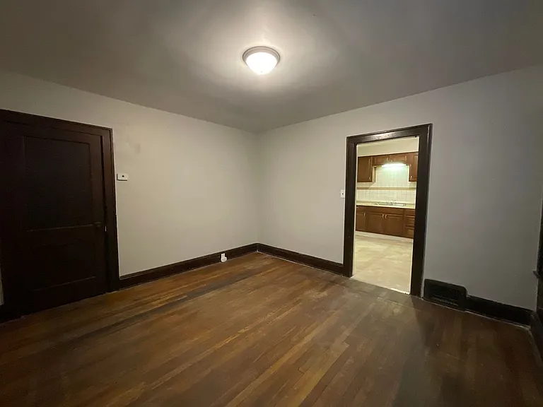 10012 Greenview Ave — Photo 20