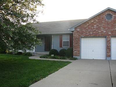 1st image of 902 SW Cross Creek Dr