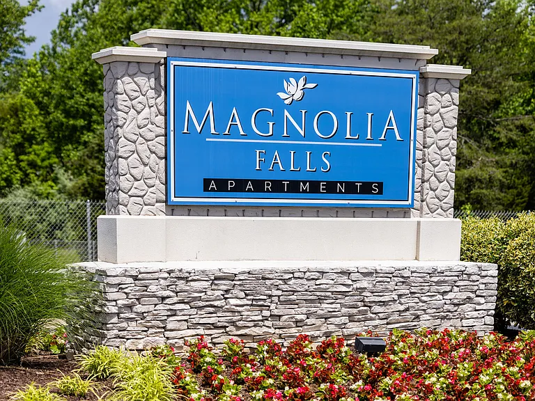 Magnolia Falls — Photo 18