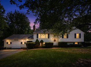 80 Cedarwood Rd, Hanover, MA 02339