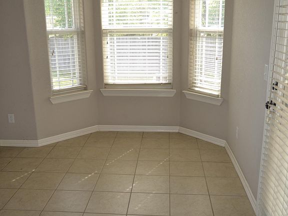 5th image of 2384 N Caney Dr