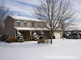 25 S Oakmont Rd, Northfield, OH 44067