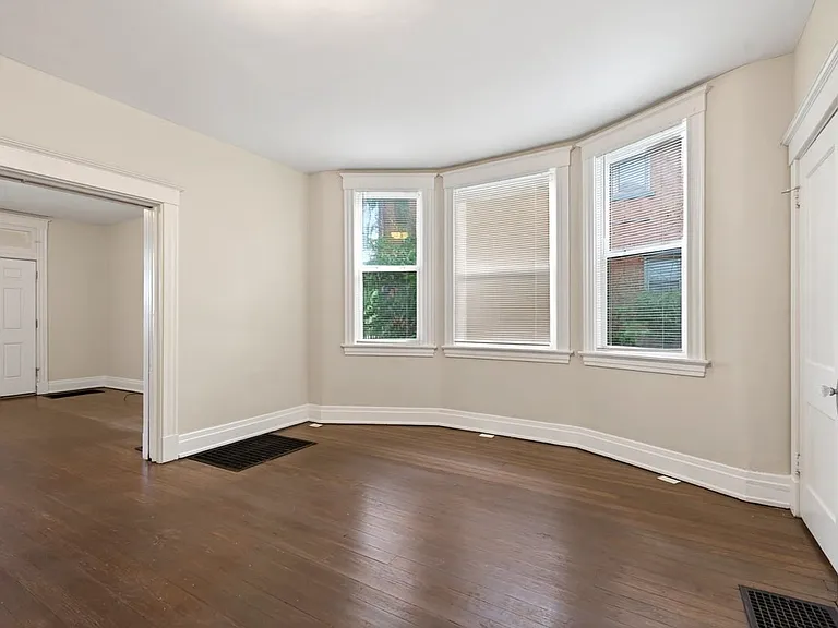 1407 W North Bend Rd — Photo 10