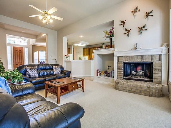 5th image of 4528 Southpointe Dr
