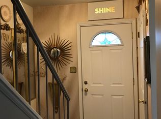 1835 Indian Hills Dr, Sioux City, IA 51104