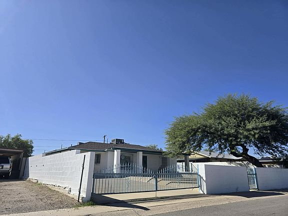 3rd image of 849 W Calle Aragon