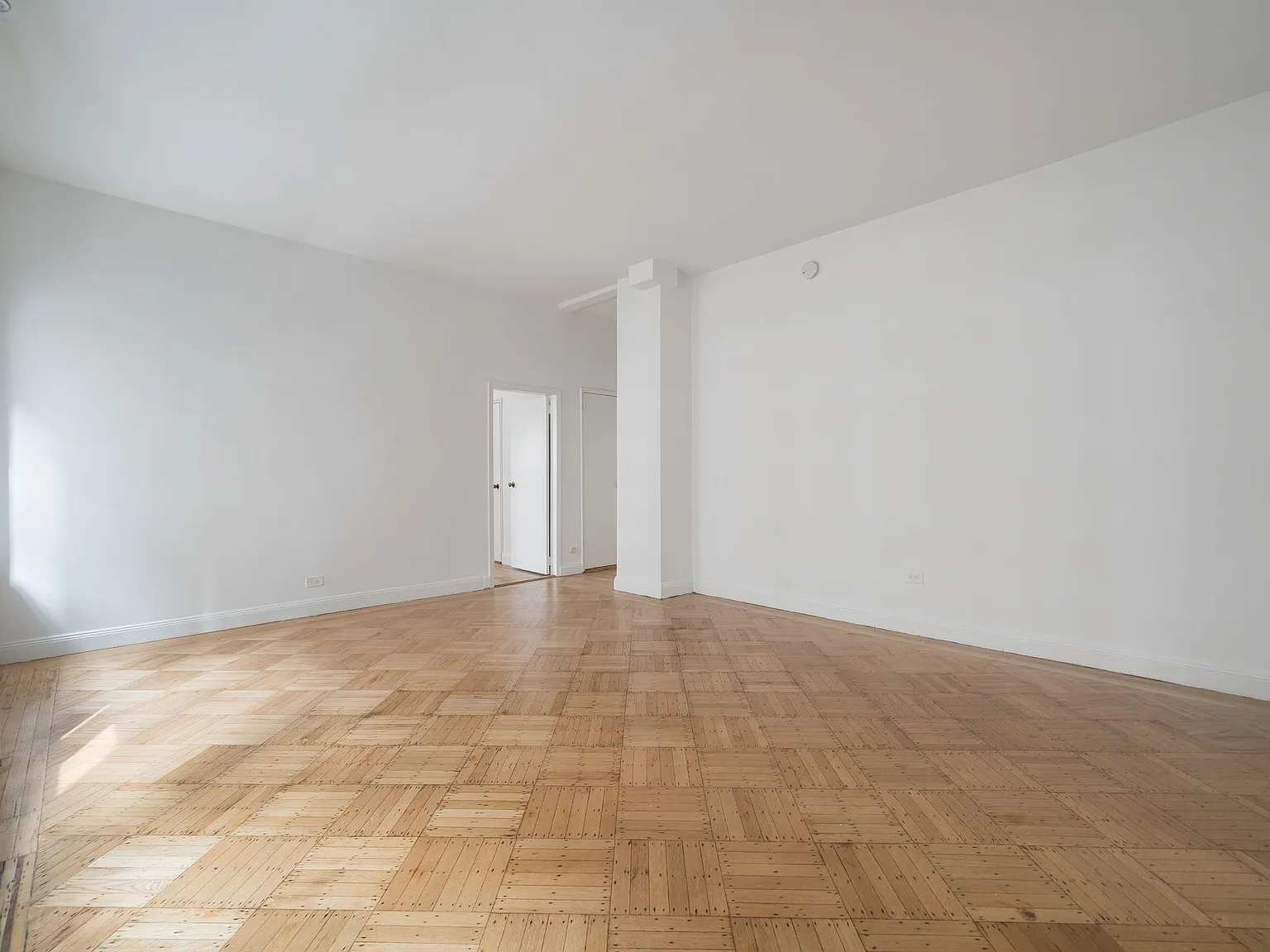 57 West 58th Street — Photo 2