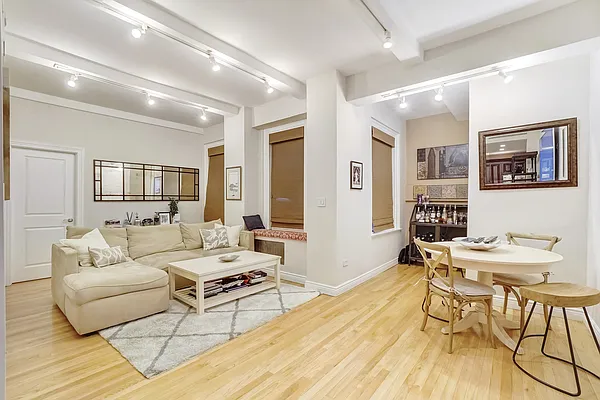 Rented by Compass | media 7