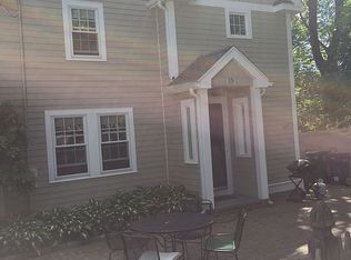 15 Florence Ct, Newton, MA 02460