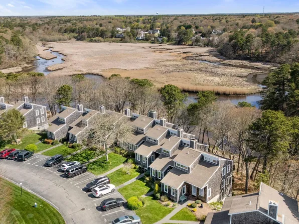 15 Riverview Avenue #F, Mashpee, MA 02649