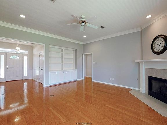 4th image of 3210 Liesl Ct