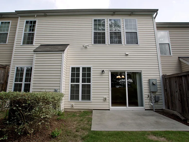 2105 Corwith Dr #1 — Photo 26