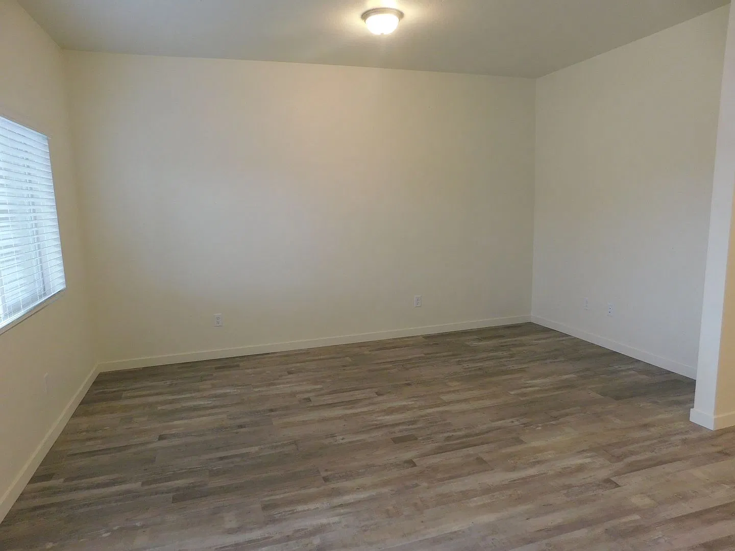 668 Brookwillow Drive — Photo 3