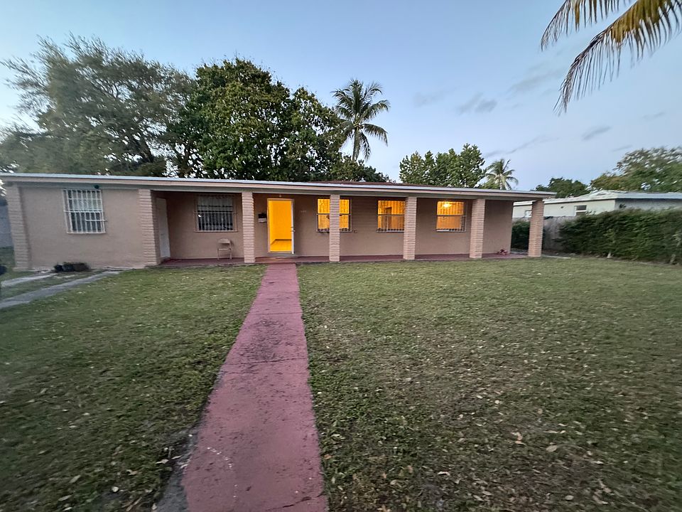 1st image of 1685 NW 133rd St