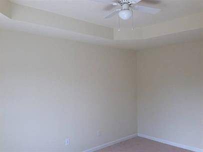 2nd image of 440 Park Ave #440
