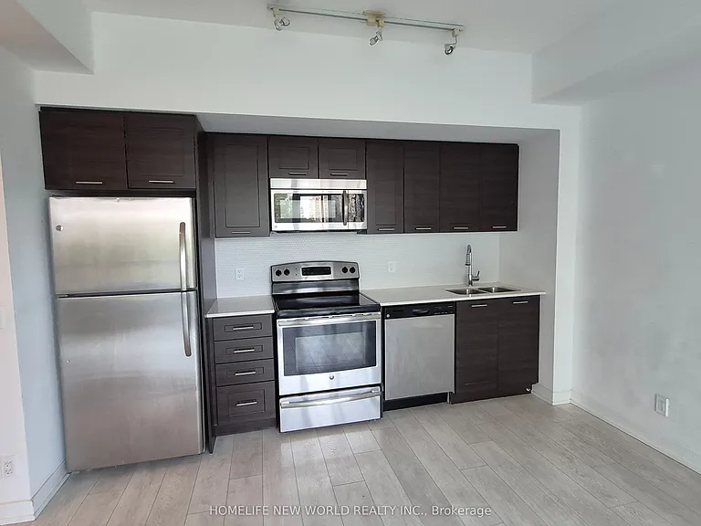 2212 Lake Shore Blvd W #516 — Photo 15