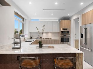 900 NE 4th #B6, Fort Lauderdale, FL 33301