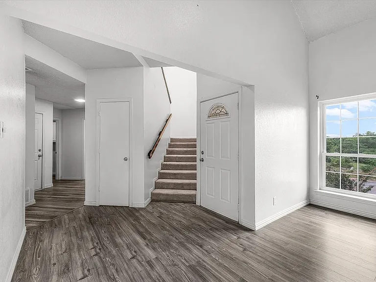 5315 Colony Hill Rd — Photo 7