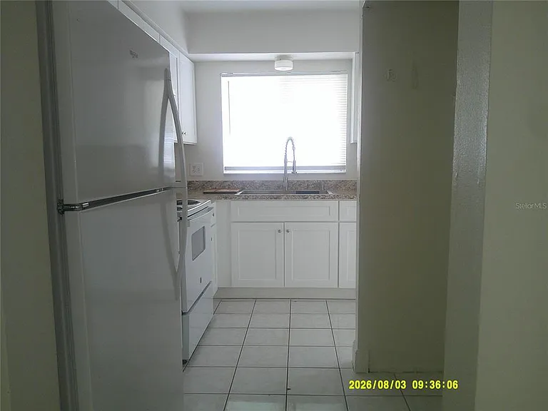 291 Flower Ln — Photo 9