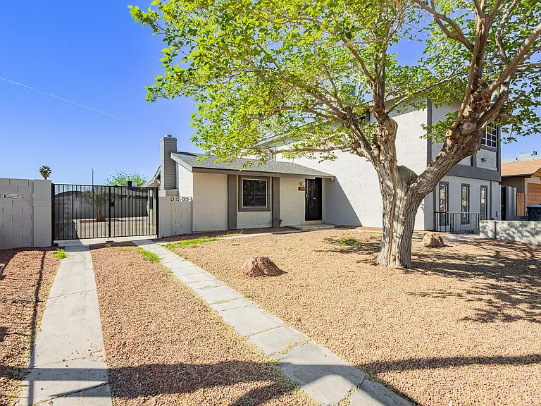 3969 Manford Cir — Photo 38