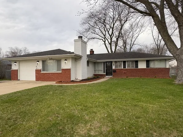 214 S Springinsguth Rd, Schaumburg, IL 60193