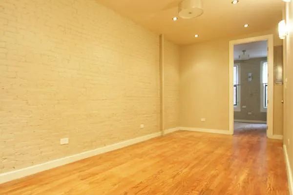 Rented by Aventana | media 36